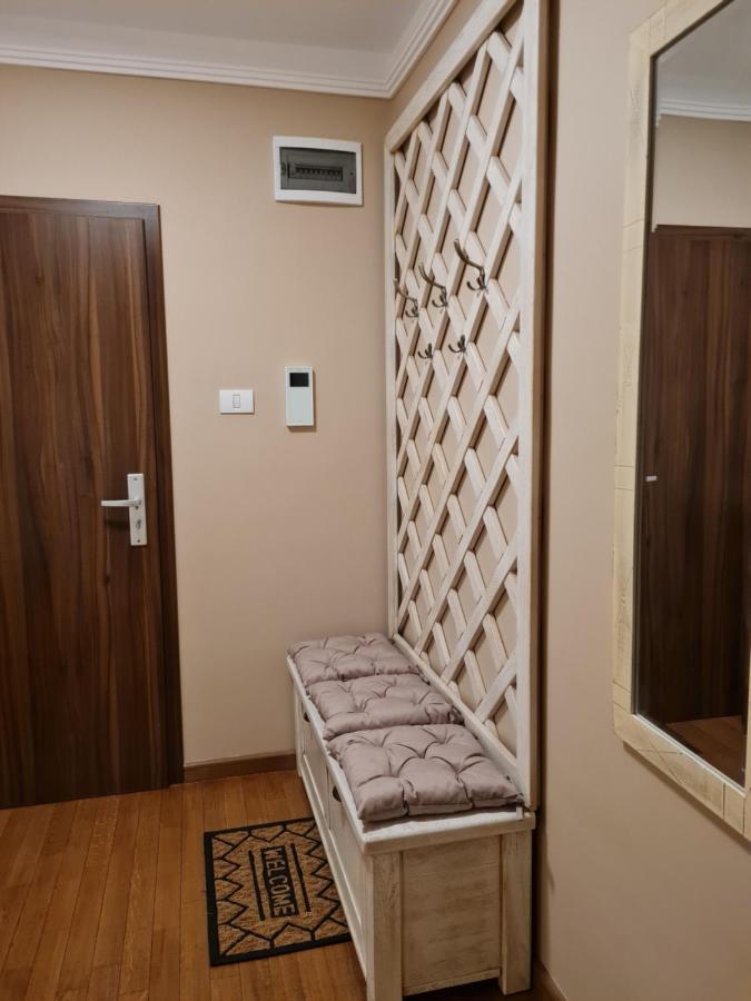 Arad Wellness Apartment Bagian luar foto